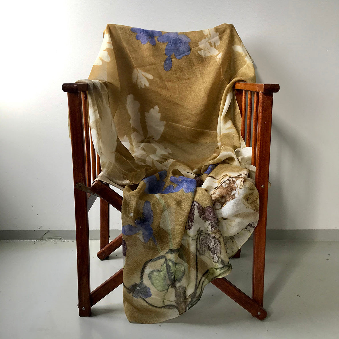 Tørklæde med Blue Windflower