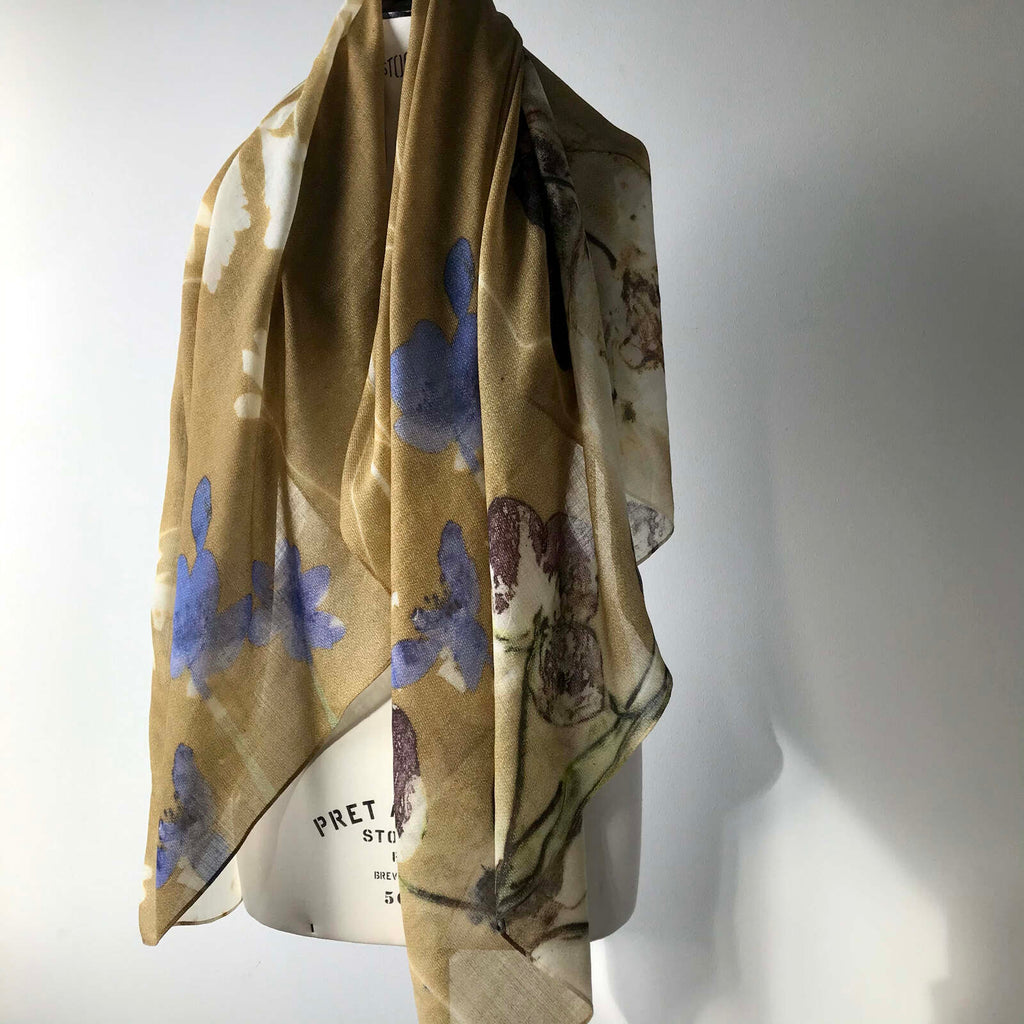 Tørklæde med Blue Windflower