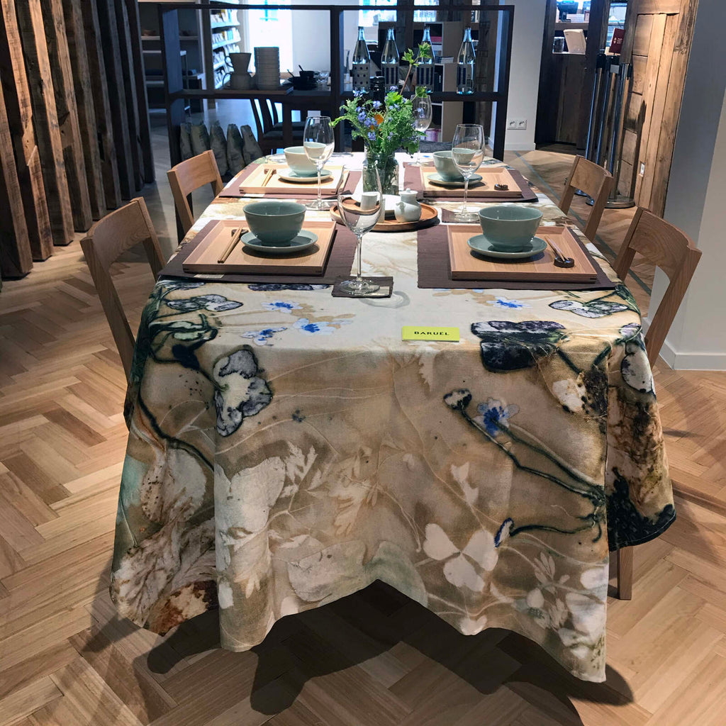 Dug med Blue Windflower